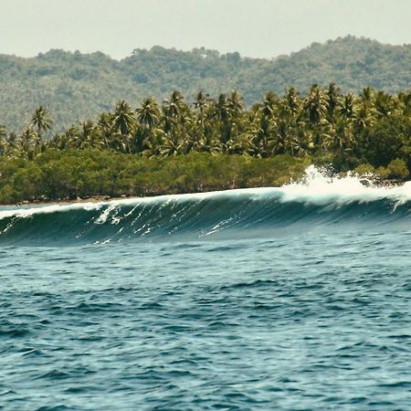 "Triangle Hut" Camp Fuego Siargao Hotel Catangnan Bagian luar foto